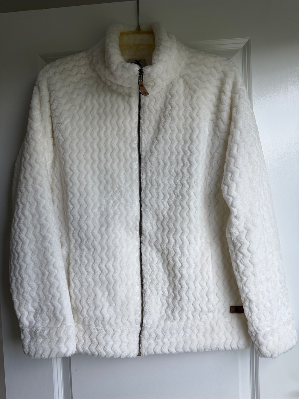ZeroXposur Cream Plush Full-Zip Teddy Jacket - WORN ONCE!!